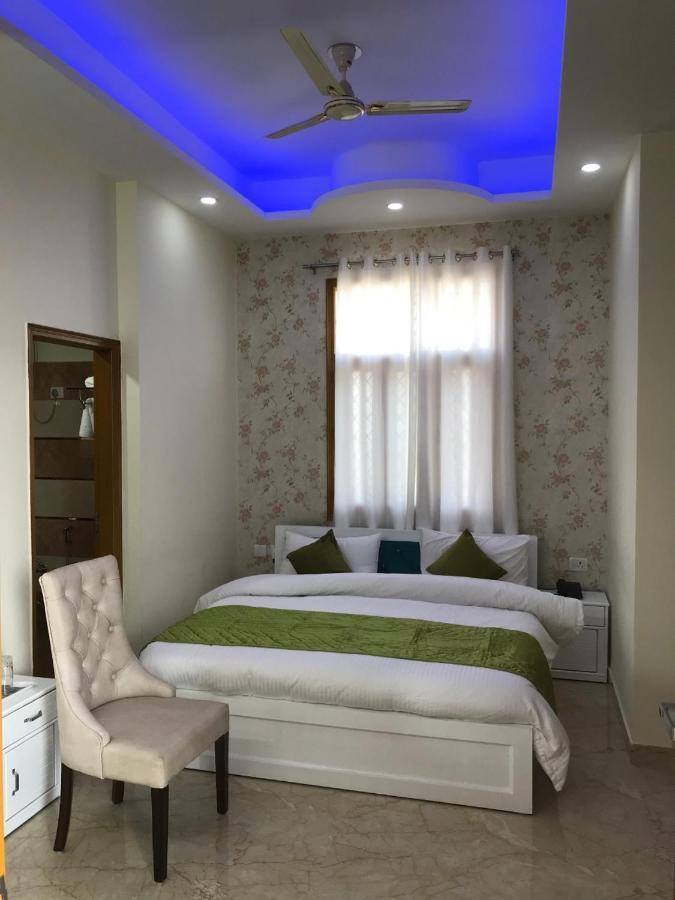 Hotel O The Grand Palace Ghaziabad Eksteriør bilde