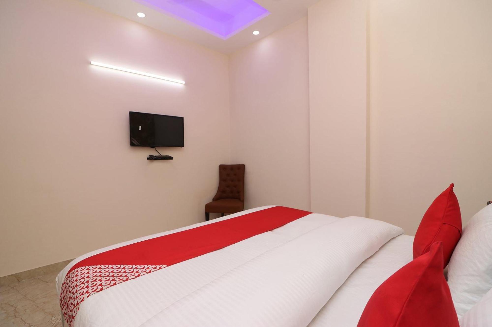 Hotel O The Grand Palace Ghaziabad Eksteriør bilde