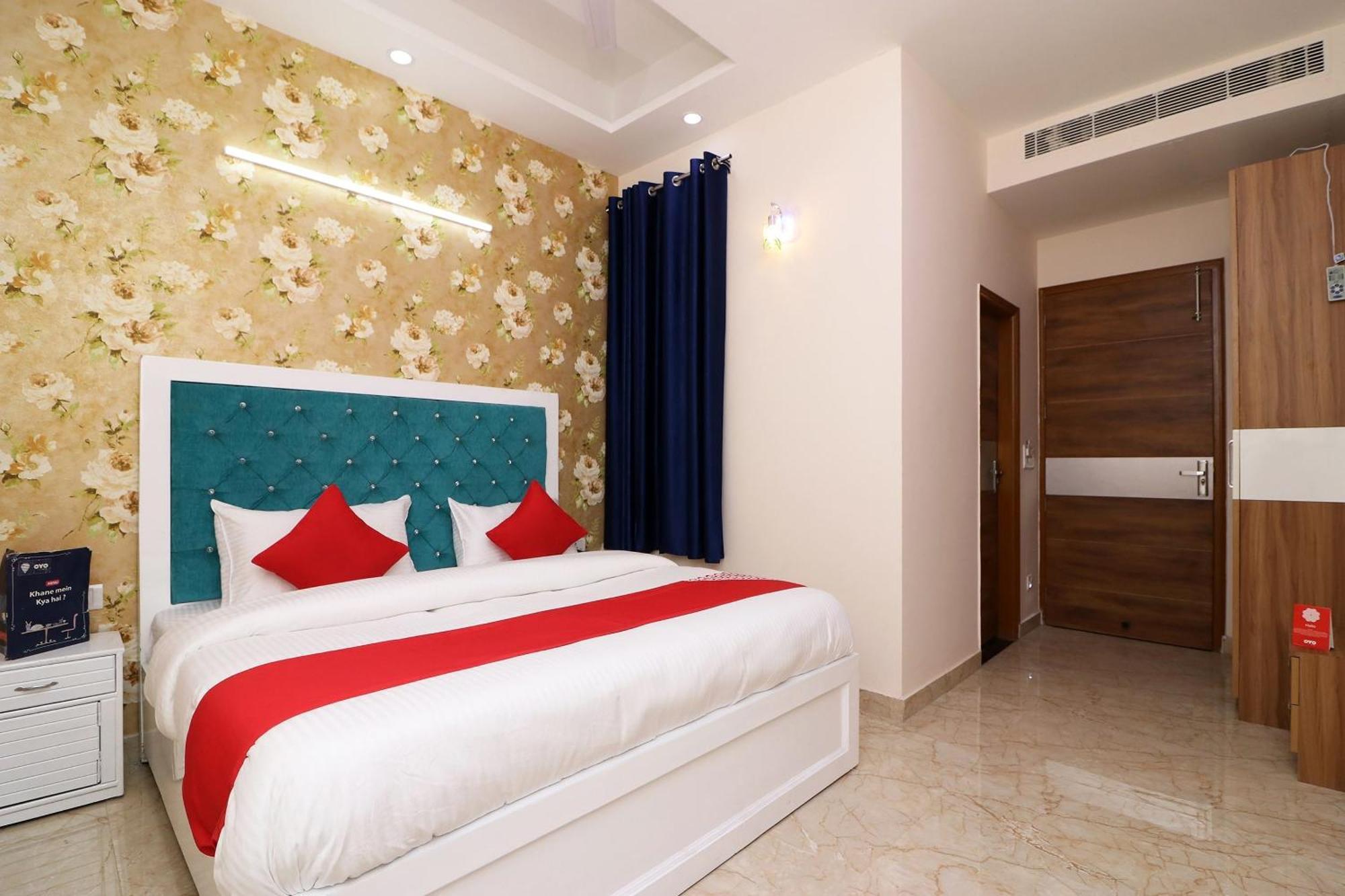 Hotel O The Grand Palace Ghaziabad Eksteriør bilde