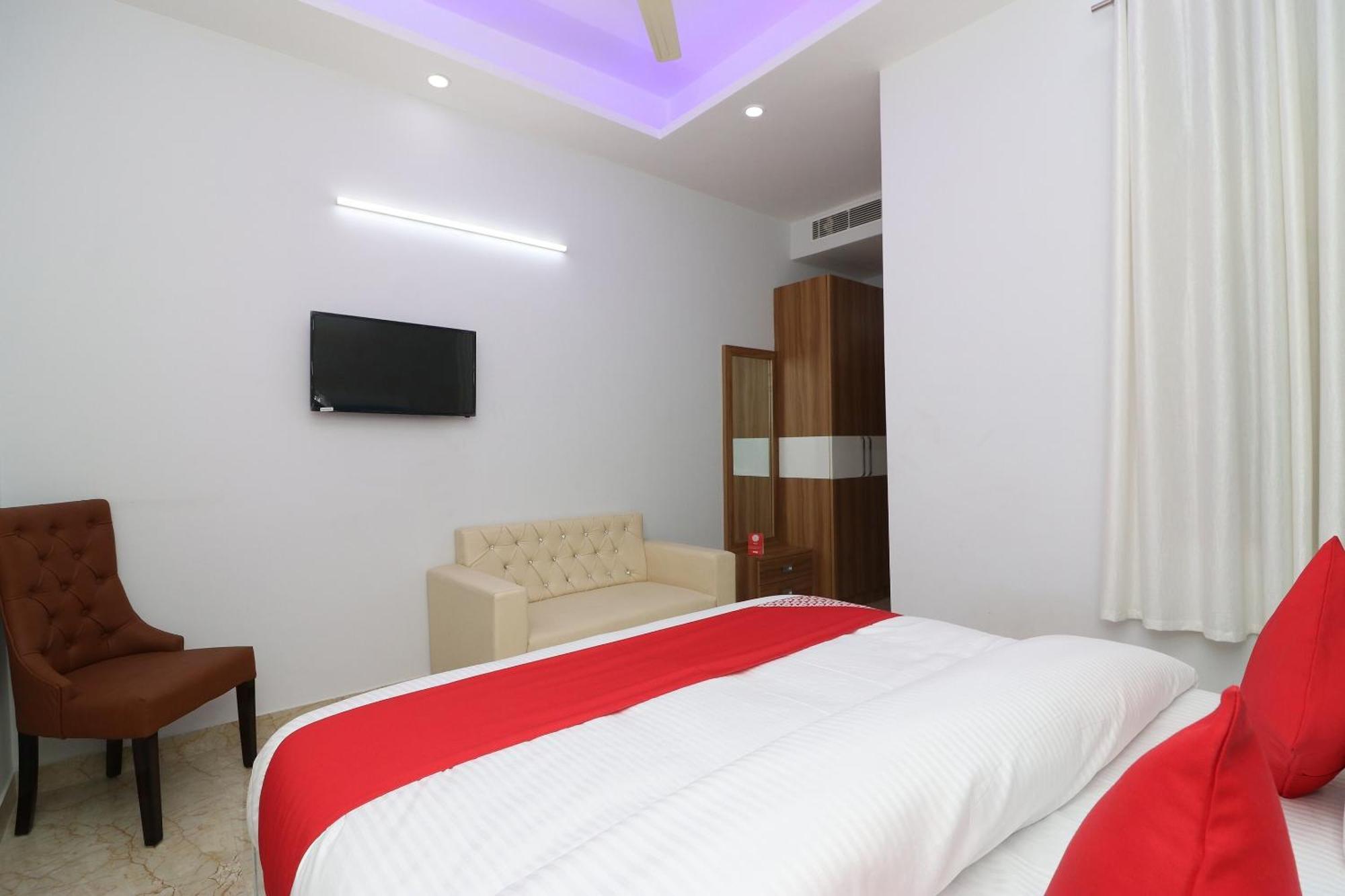 Hotel O The Grand Palace Ghaziabad Eksteriør bilde